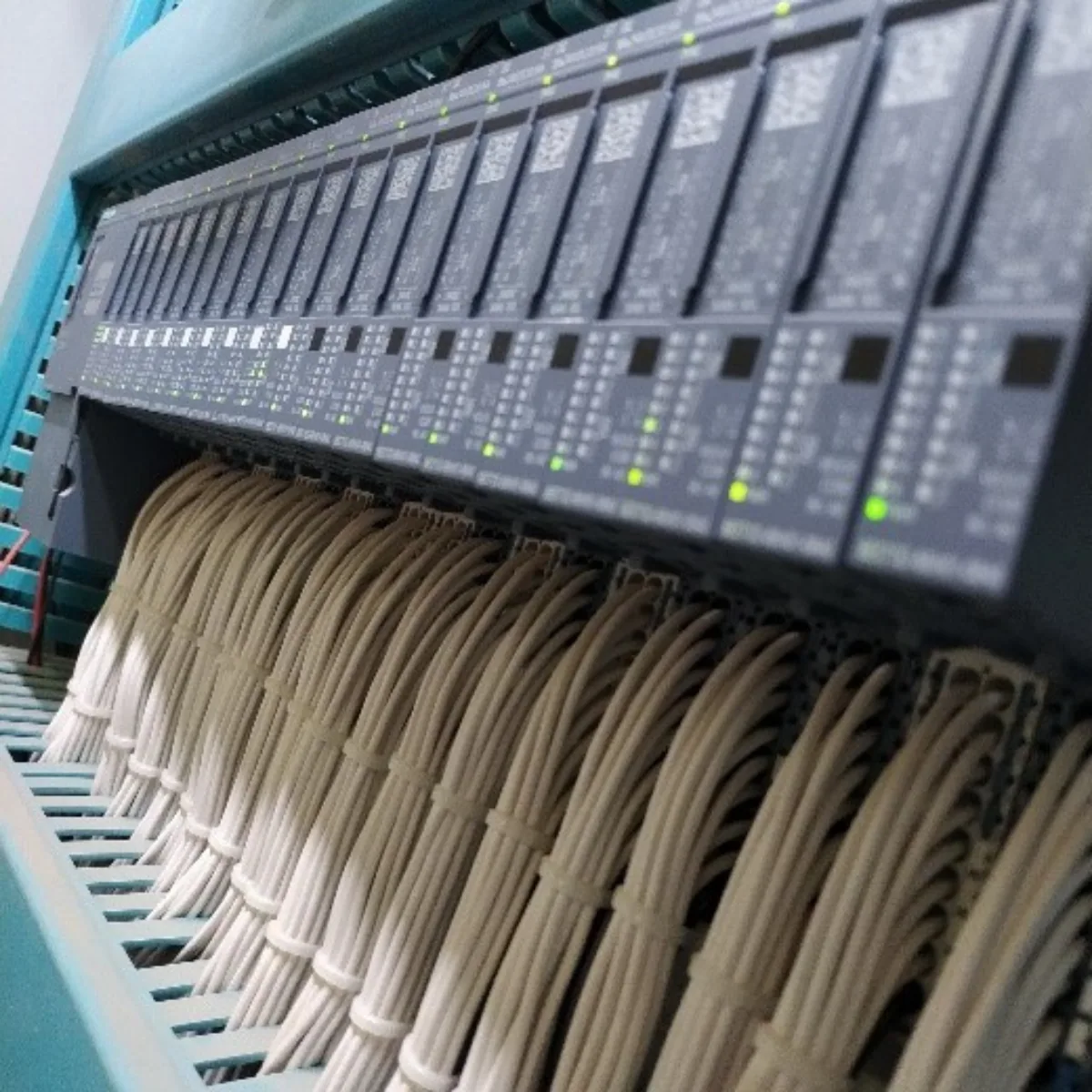 Sistema de automação e controle industrial